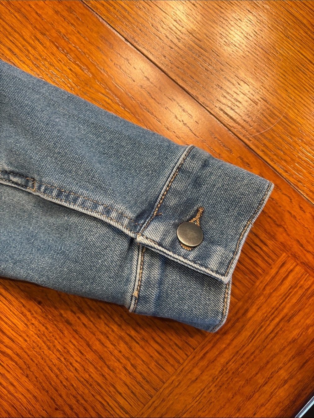 Market & Spruce Light Blue Denim Jacket - Picture 5 of 5